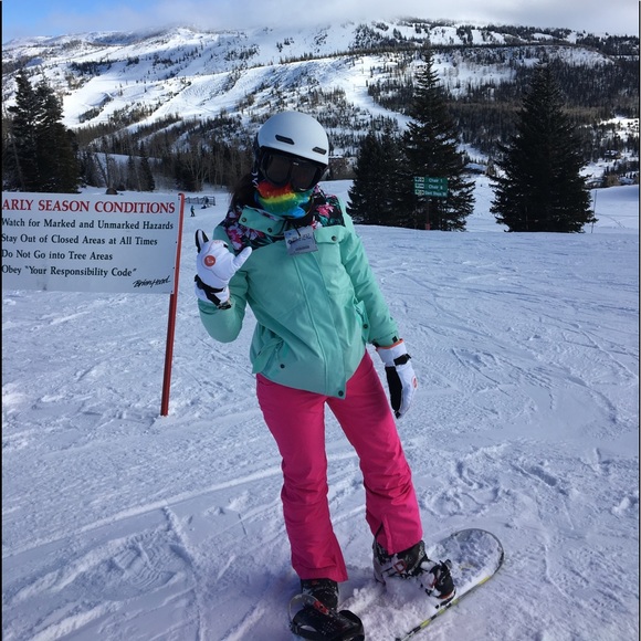 Snowpants - Picture 9 of 9